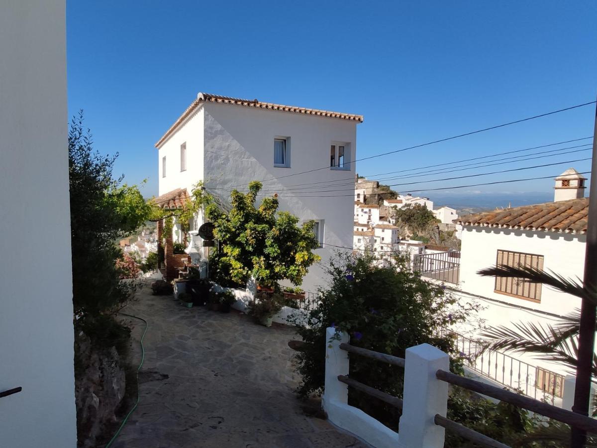El Hogar De Lucia Villa Casares Ngoại thất bức ảnh