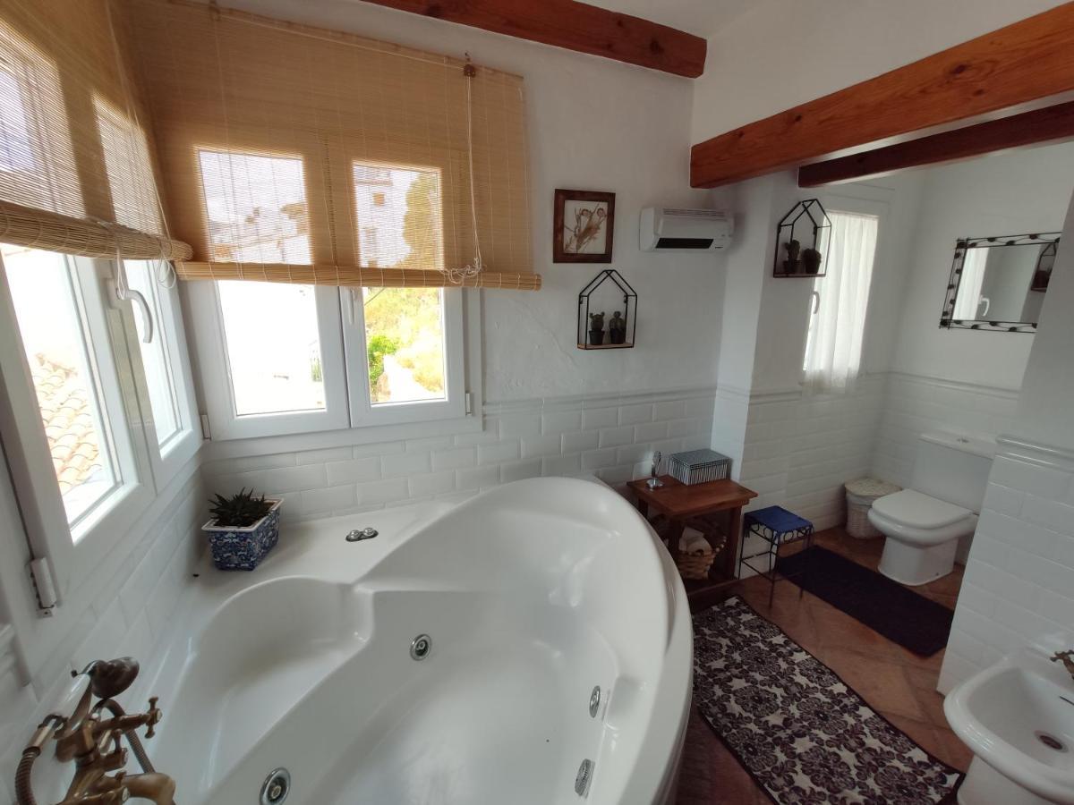 El Hogar De Lucia Villa Casares Ngoại thất bức ảnh