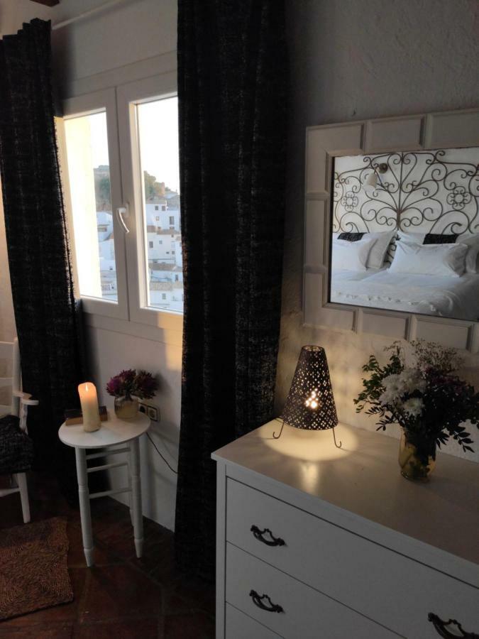 El Hogar De Lucia Villa Casares Ngoại thất bức ảnh